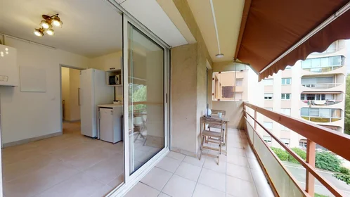 Private room at Rue Marcel Arnaud, image 8 of 8