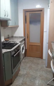 Stanza privata in Calle de la Constitución, immagine 6 di 15