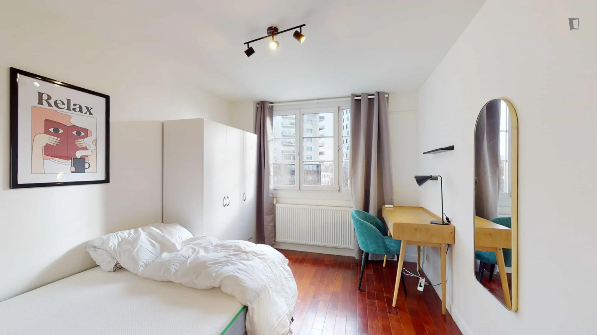 Room for rent in student apartment in , fully furnished