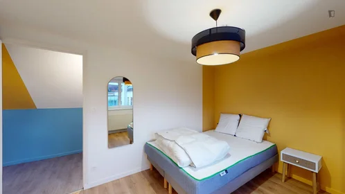Chambre privée à rue d'Isly, image 2 de 13
