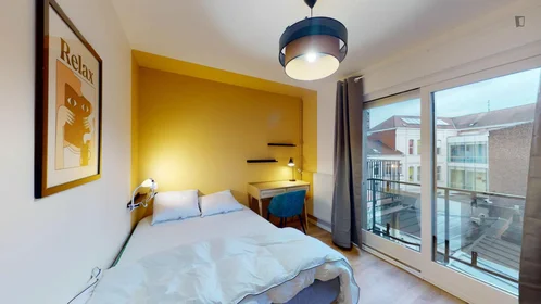 Chambre privée à rue d'Isly, image 1 de 13