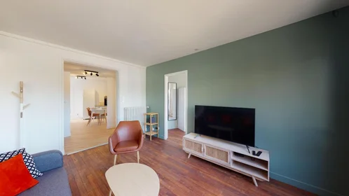 Quarto privado em Boulervard Adolphe Billault, imagem 7 de 13
