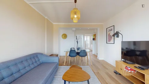 Stanza privata in 90, boulevard de Roux , immagine 9 di 12
