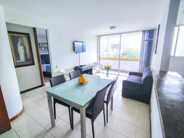 Dairenin tamamı konumu Calle 8 Sur # 43B-112, 11 30 görüntüsü
