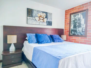 Dairenin tamamı konumu Calle 8 Sur # 43B-112, 17 30 görüntüsü