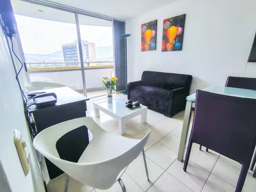 Dairenin tamamı konumu Calle 8 Sur # 43B-112, 4 30 görüntüsü
