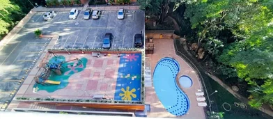 Dairenin tamamı konumu Calle 8 Sur 43b - 112, 31 34 görüntüsü