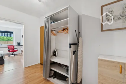 Private room at Savignystraße, image 17 of 28