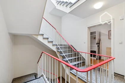 Private room at Savignystraße, image 22 of 28