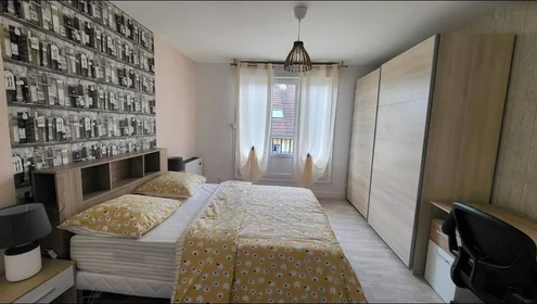 Privatzimmer in der Le mans, 72100, bild 1 von 7