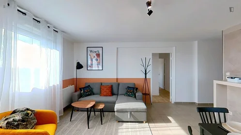 Private room at Rue Léon Jouhaux, image 6 of 20