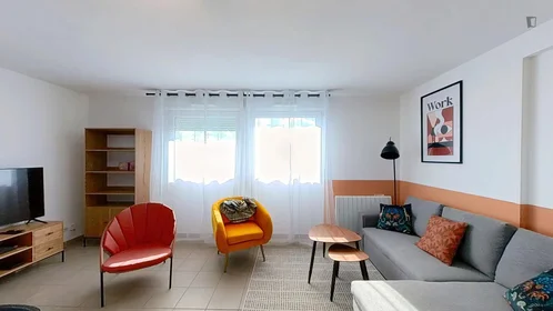 Private room at Rue Léon Jouhaux, image 8 of 20