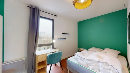 Chambre privée à allée George Sand, image 1 de 10