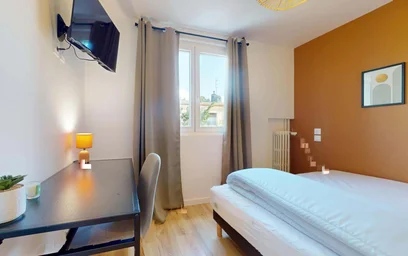 Chambre privée à 4 Rue Poret de Blosseville, 76100 Rouen, France, image 6 de 20