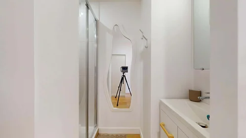 Habitación privada en 25 Rue Gabriel Goudy, 44200 Nantes, France, imagen 7 de 19