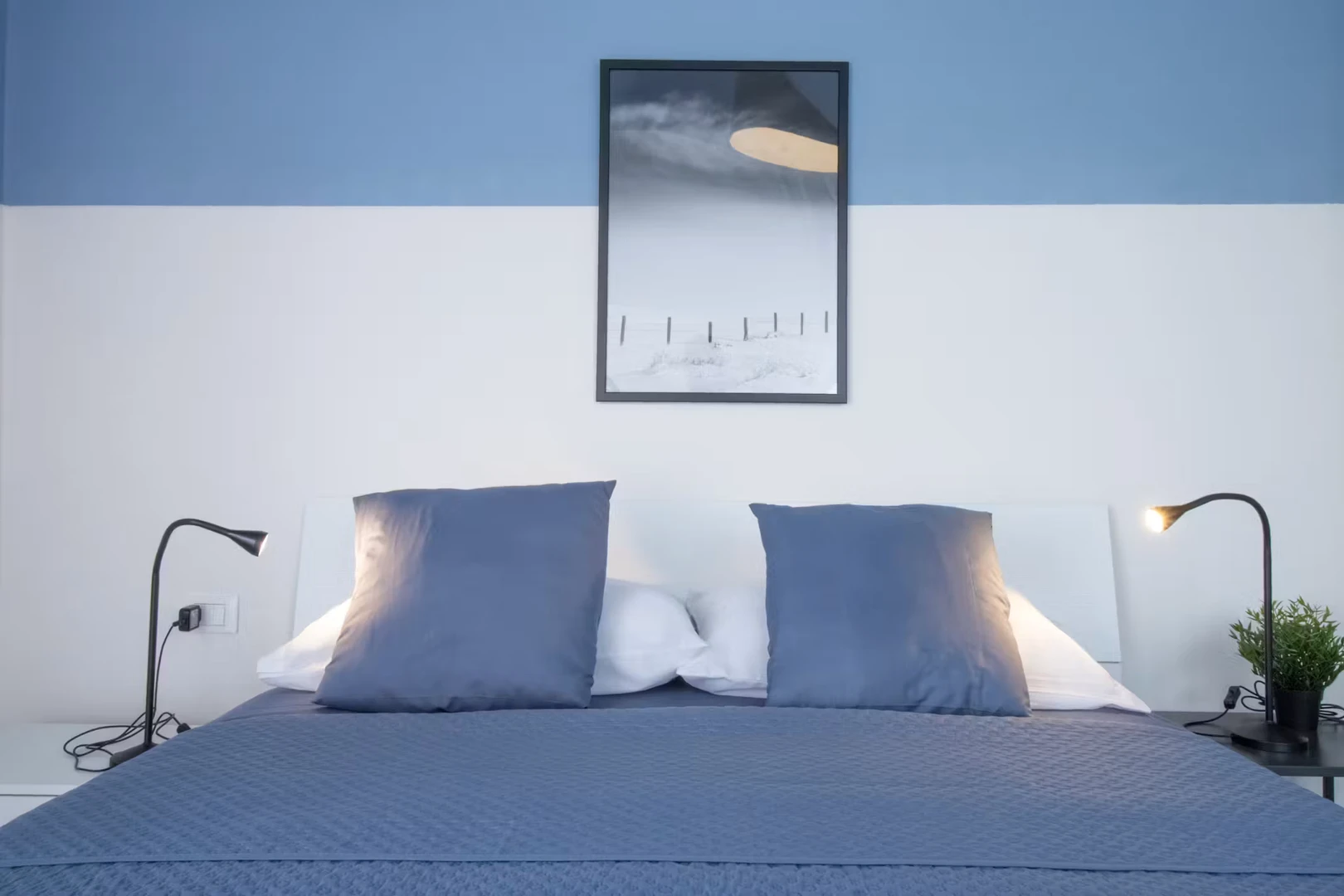 Student-friendly room in  with modern amenities