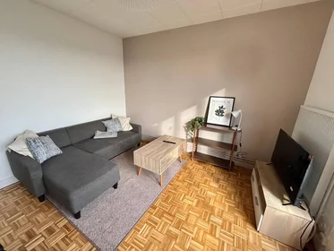 Habitación privada en Le mans, 72100, imagen 1 de 18