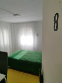 Özel oda konumu R. Dr. Guilherme Moreira, 1 32 görüntüsü
