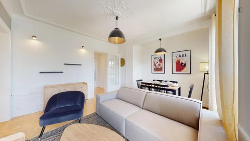 Private room at avenue Léon Gourdault, image 10 of 15
