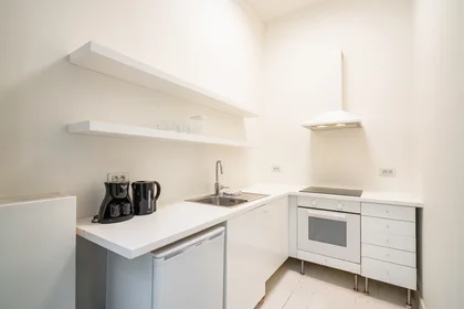 Logement entier à 1st floor, image 13 de 19