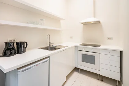 Logement entier à 1st floor, image 9 de 19