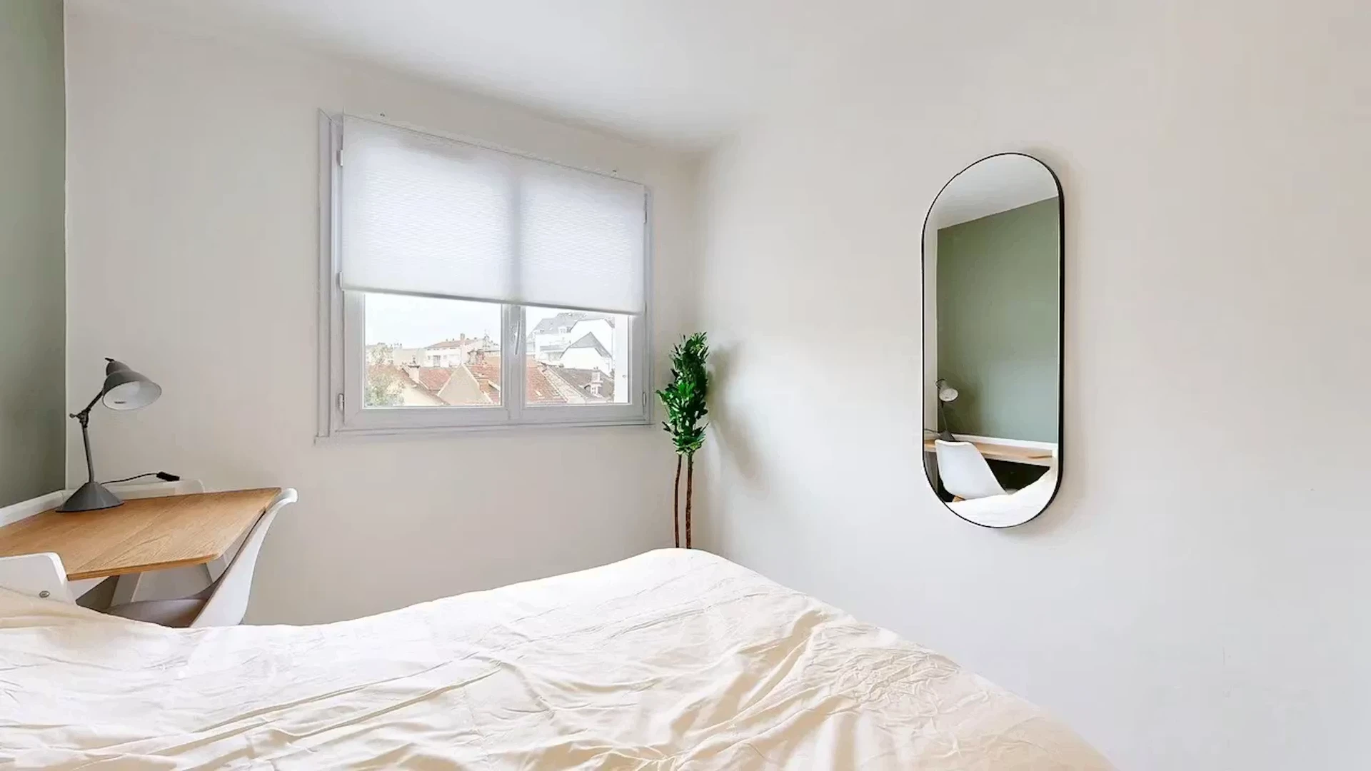 Quarto amigo do estudante em com comodidades modernas