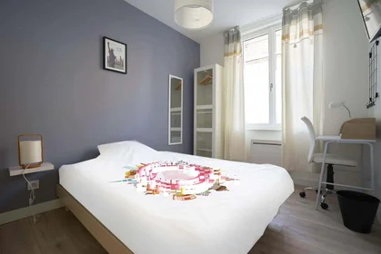 Stanza privata in 23 Rue Bouguereau, 59000 Lille, France, immagine 1 di 31