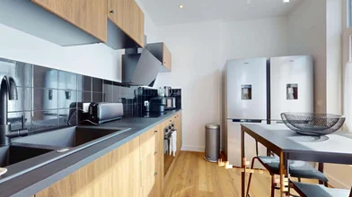 Habitación privada en 76 Av. Jean Jaurès, 51100 Reims, France, imagen 18 de 23