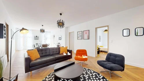 Habitación privada en 76 Av. Jean Jaurès, 51100 Reims, France, imagen 7 de 23