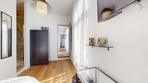 Private room at 76 Av. Jean Jaurès, 51100 Reims, France, image 6 of 25
