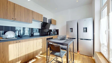 Private room at 76 Av. Jean Jaurès, 51100 Reims, France, image 19 of 25
