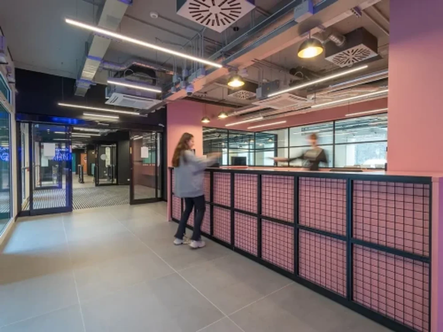 Habitación estudiantil económica cerca del campus en 