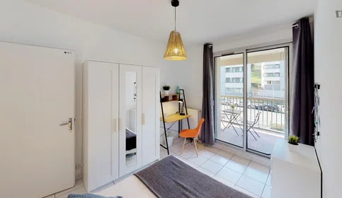 Private room at Rue Pierre Audry, image 5 of 18