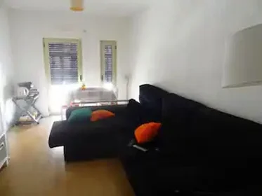 Appartamento intero in Rua Mário Cesariny, immagine 1 di 10