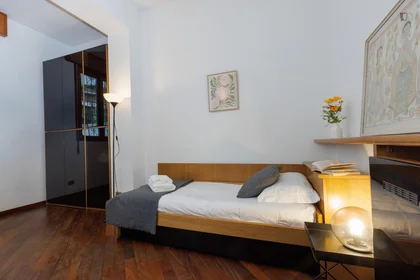 Privatzimmer in der Viale Sarca, bild 2 von 25