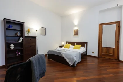 Privatzimmer in der Viale Sarca, bild 2 von 30