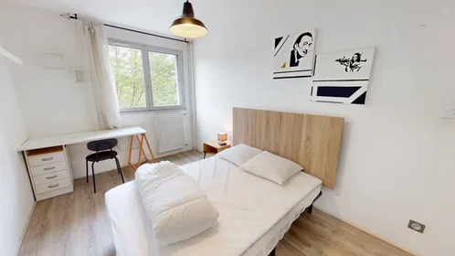 Private room at Place Beaumarchais, , image 2 of 10