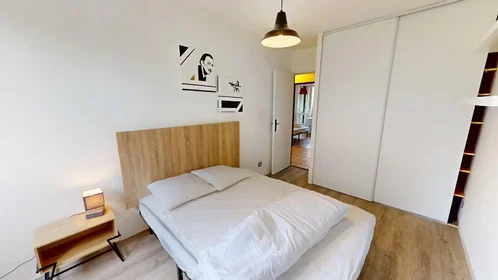 Private room at Place Beaumarchais, , image 3 of 10