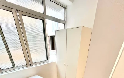 Privatzimmer in der Av. de la Paz, 41013 Sevilla, Spain, bild 3 von 12