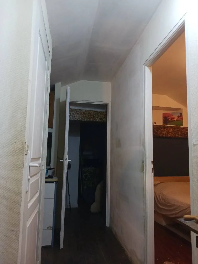 Habitación estudiantil amplia y cómoda en 