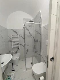 Prywatny pokój Via Ugo Bassi, obraz 27 34