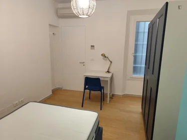 Prywatny pokój Via Ugo Bassi, obraz 2 32