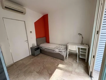 Prywatny pokój Via Ugo Bassi, obraz 2 33