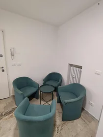 Prywatny pokój Via Ugo Bassi, obraz 29 33