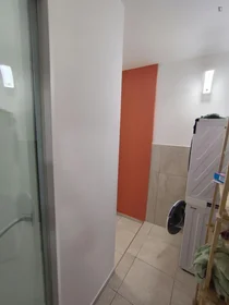 Prywatny pokój Via Ugo Bassi, obraz 30 33