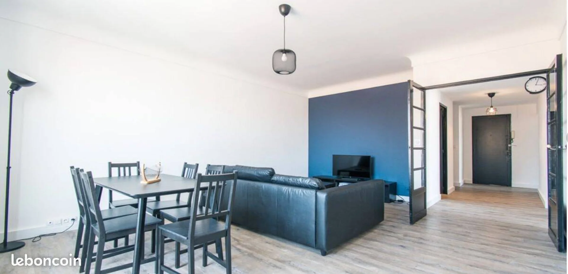 Habitación en apartamento estudiantil en alquiler en , completamente amueblado