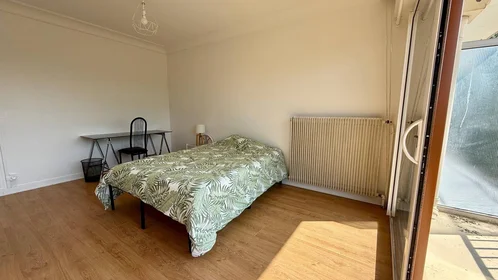 Private room at Troyes, 10000, image 8 of 17
