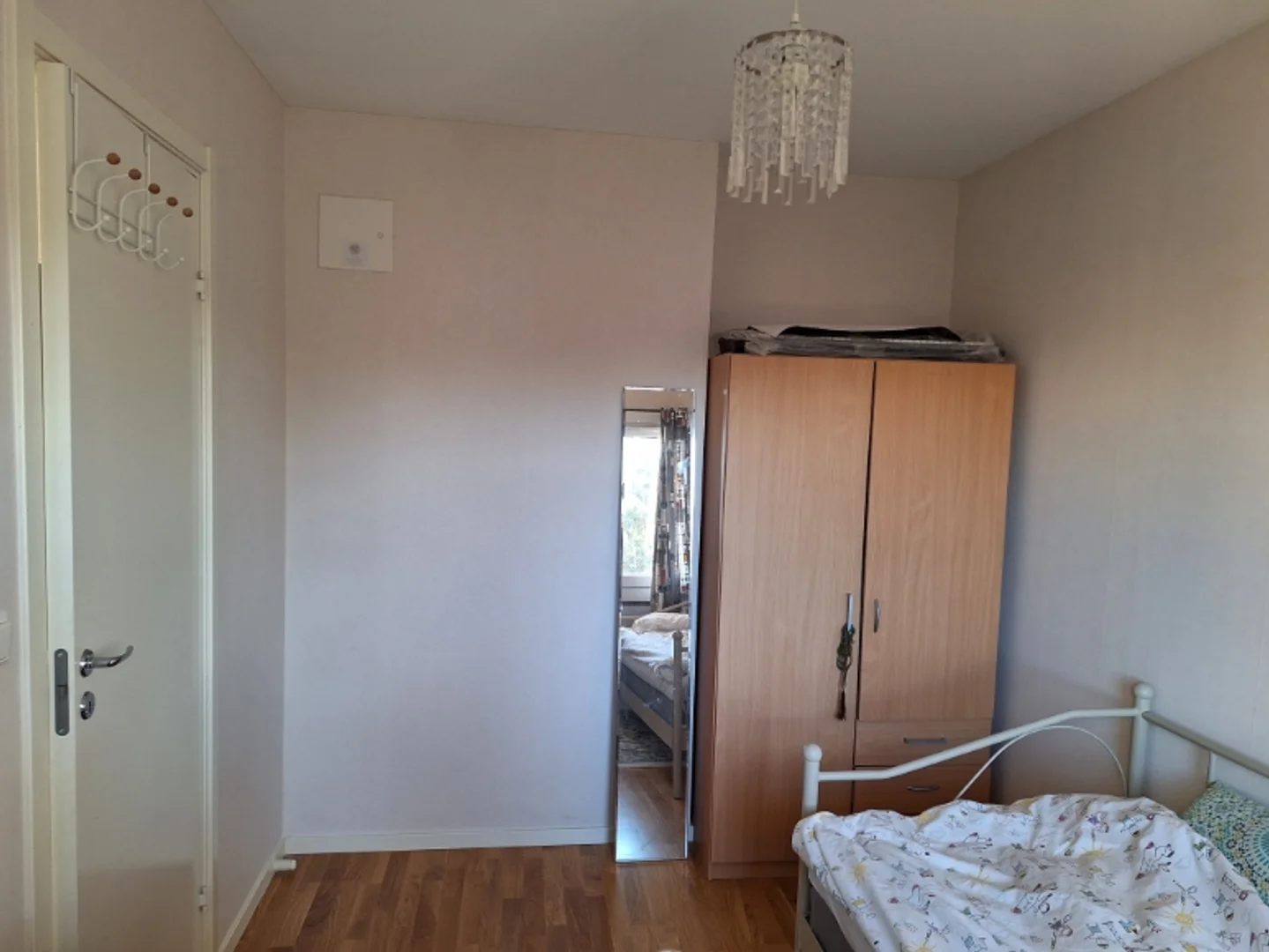 Cozy room for students available in 