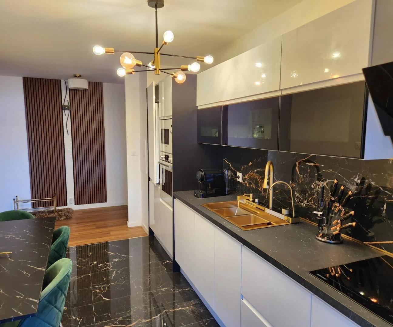 Economical student room with convenient location in 