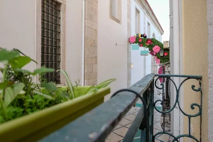 Entire apartment at Rua Serpa Pinto 26, image 2 of 42